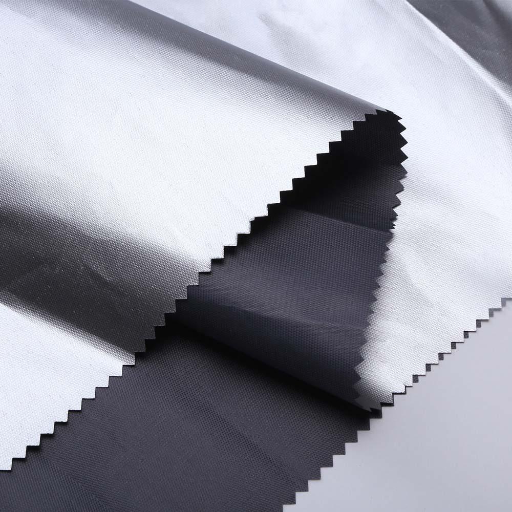 The Difference Between Oxford Cloth And Silver-Coated Cloth